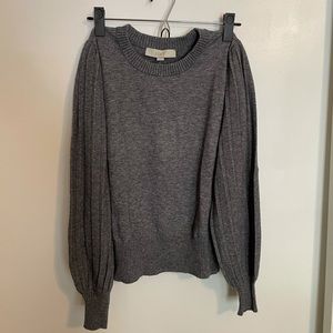 Super soft Loft sweater with puffy sleeves